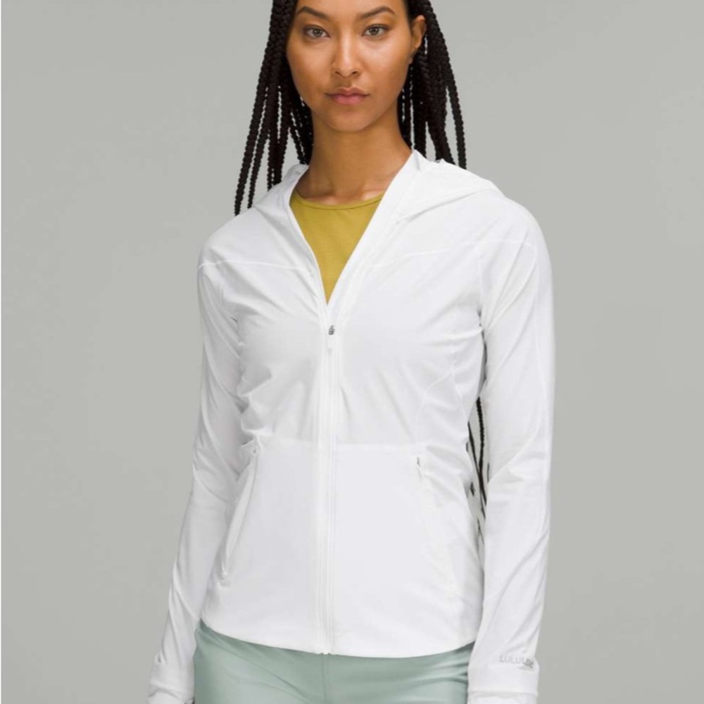 42. MSRP$128 Lululemon Mist Over Windbreaker White Size 6